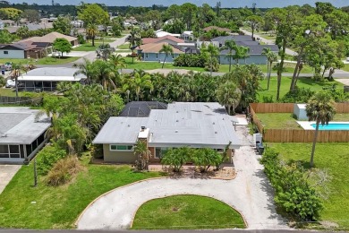 Beach Home For Sale in Venice, Florida