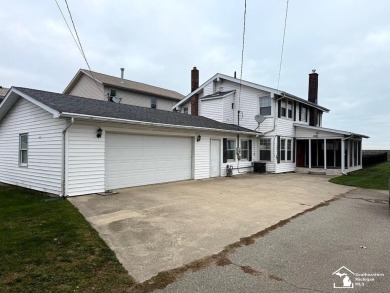 Beach Home For Sale in Luna Pier, Michigan