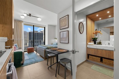 Beach Condo For Sale in Miami, Florida