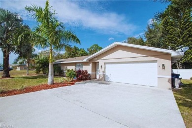 Beach Home For Sale in Fort Myers, Florida