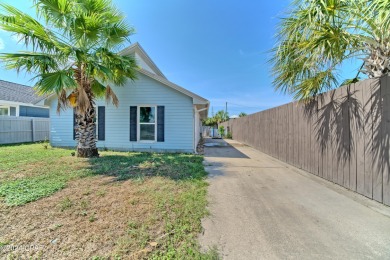 Beach Home For Sale in Panama City, Florida