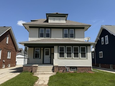 Beach Home For Sale in Sheboygan, Wisconsin