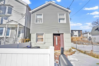 Beach Home For Sale in Howard Beach, New York