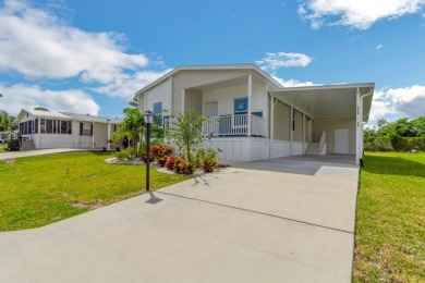 Beach Home For Sale in Boynton Beach, Florida