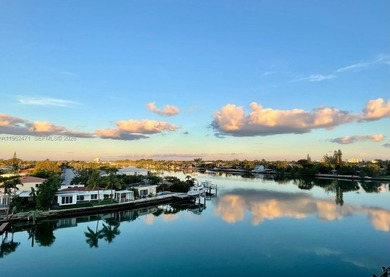 Beach Condo For Sale in Miami Beach, Florida