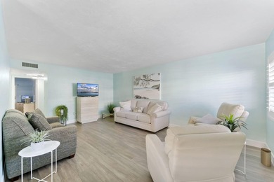 Beach Condo For Sale in Lake Worth Beach, Florida