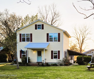 Beach Home For Sale in Stella, North Carolina