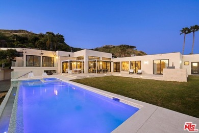 Beach Home For Sale in Pacific Palisades, California