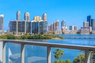 Beach Condo For Sale in Aventura, Florida
