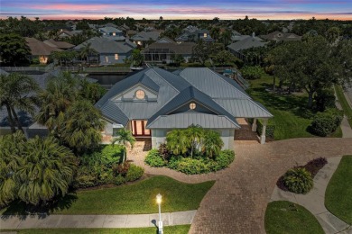 Beach Home Sale Pending in Bradenton, Florida