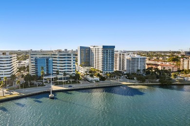 Beach Condo For Sale in West Palm Beach, Florida