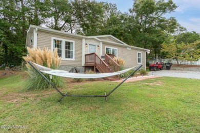 Beach Home For Sale in Emerald Isle, North Carolina