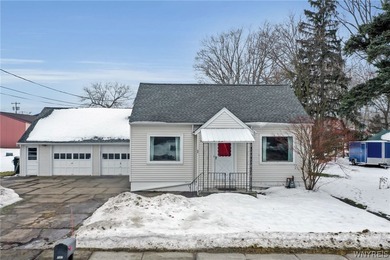 Beach Home Sale Pending in Wilson, New York