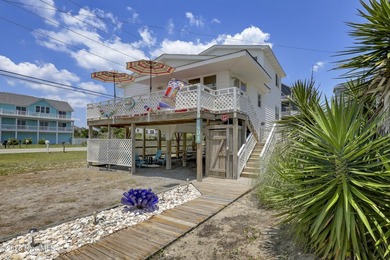 Beach Home For Sale in North Topsail Beach, North Carolina