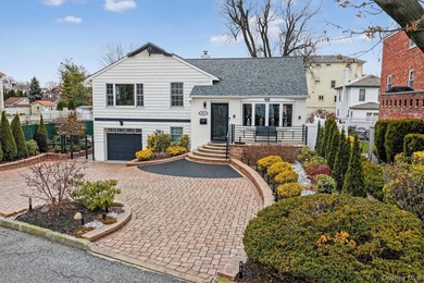 Beach Home For Sale in Bronx, New York