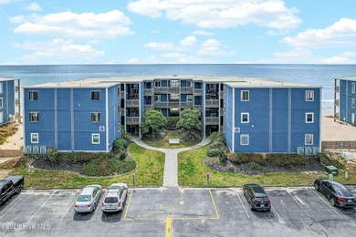 Beach Condo Sale Pending in North Topsail Beach, North Carolina