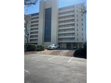 Beach Condo For Sale in Indian Beach, North Carolina