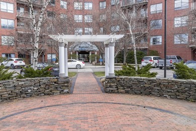 Beach Condo For Sale in South Portland, Maine