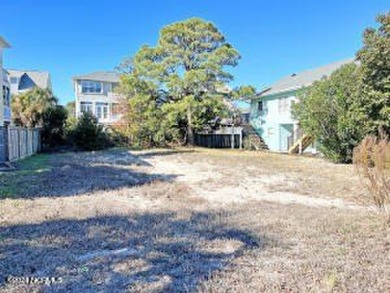 Beach Lot For Sale in Carolina Beach, North Carolina