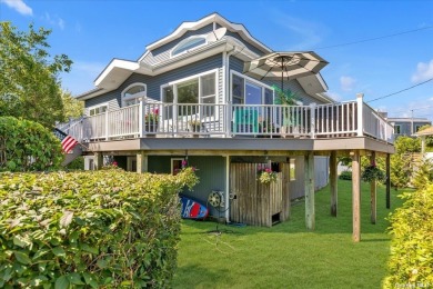 Beach Home For Sale in Oak Beach, New York