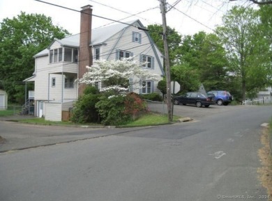 Beach Home Sale Pending in Branford, Connecticut