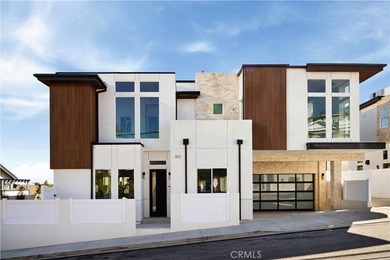 Beach Townhome/Townhouse For Sale in Redondo Beach, California