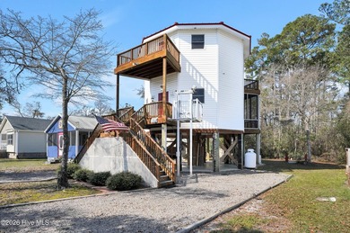 Beach Home For Sale in Oak Island, North Carolina