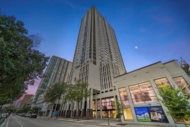 Beach Condo For Sale in Chicago, Illinois