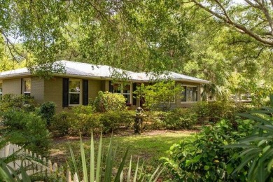 Beach Home Sale Pending in Fort Walton Beach, Florida