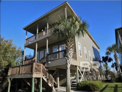 Beach Home For Sale in Gulf Shores, Alabama