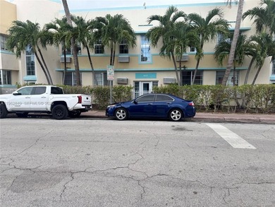 Beach Condo For Sale in Miami Beach, Florida