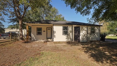 Beach Home For Sale in Port Arthur, Texas