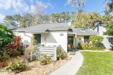 Beach Home For Sale in Ponte Vedra Beach, Florida