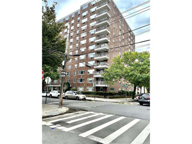 Beach Home Sale Pending in Jamaica, New York