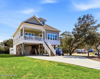 Beach Home For Sale in Oak Island, North Carolina