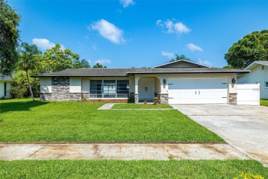 Beach Home Sale Pending in Clearwater, Florida