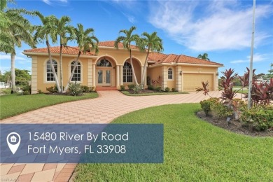 Beach Home For Sale in Fort Myers, Florida