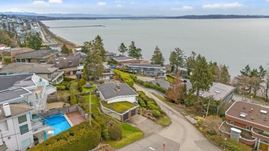 Beach Home For Sale in White Rock,