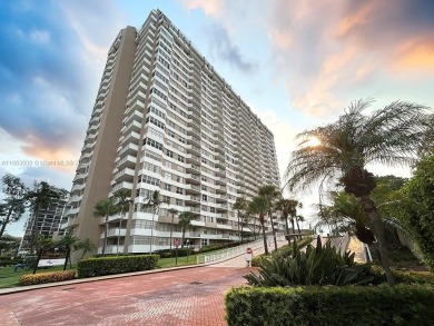 Beach Condo For Sale in Hallandale Beach, Florida
