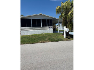 Beach Home For Sale in West Palm Beach, Florida