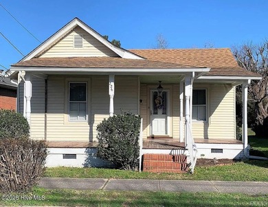 Beach Home For Sale in Hertford, North Carolina
