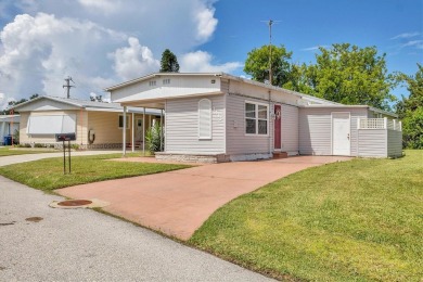 Beach Home For Sale in Ellenton, Florida