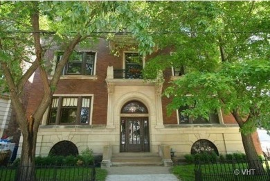 Beach Home For Sale in Chicago, Illinois