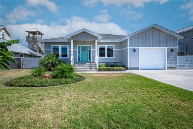 Beach Home For Sale in Rockport, Texas