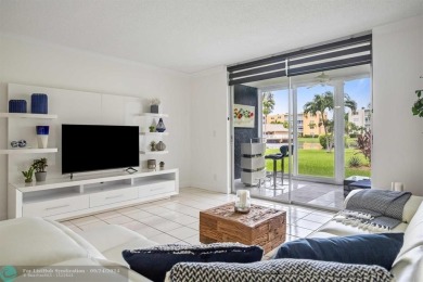 Beach Condo For Sale in Dania, Florida