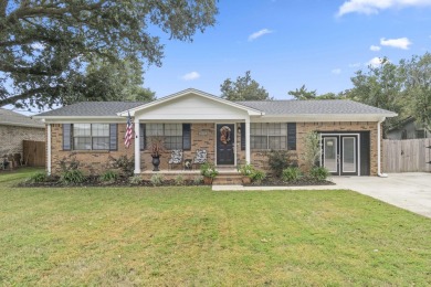 Beach Home For Sale in Gulf Breeze, Florida