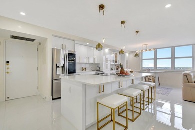 Beach Condo For Sale in Singer Island, Florida