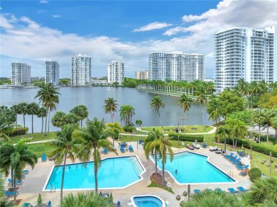 Beach Condo For Sale in Aventura, Florida