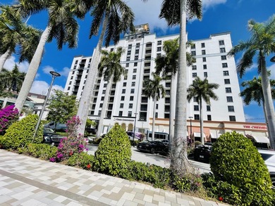 Beach Condo For Sale in West Palm Beach, Florida