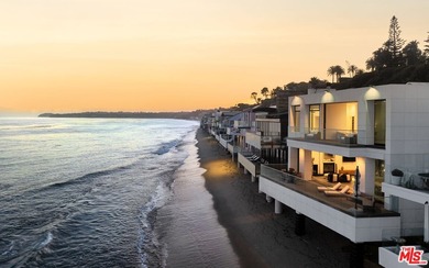 Beach Home For Sale in Malibu, California